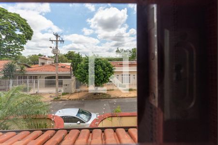 Casa à venda com 352m², 4 quartos e 4 vagasVista da Suíte 2