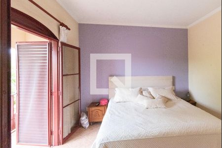 Casa à venda com 352m², 4 quartos e 4 vagasSuíte 1