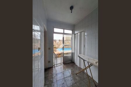 Casa à venda com 200m², 3 quartos e 4 vagasÁrea de Serviço