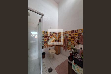 Casa à venda com 200m², 3 quartos e 4 vagasBanheiro Quarto 3