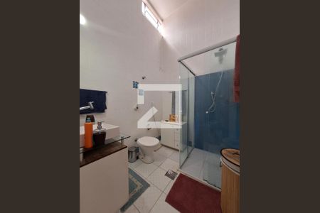 Casa à venda com 200m², 3 quartos e 4 vagasBanheiro