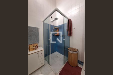 Casa à venda com 200m², 3 quartos e 4 vagasBanheiro