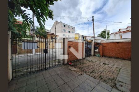 Casa à venda com 200m², 3 quartos e 4 vagasEntrada
