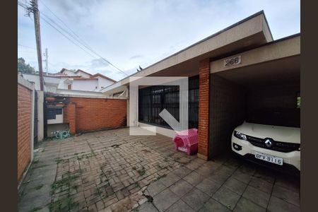 Casa à venda com 200m², 3 quartos e 4 vagasEntrada