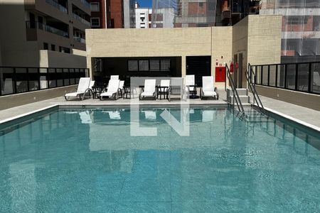 Apartamento para alugar com 75m², 2 quartos e 1 vagaÁrea comum - Piscina