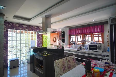 Casa à venda com 408m², 4 quartos e 3 vagasCozinha