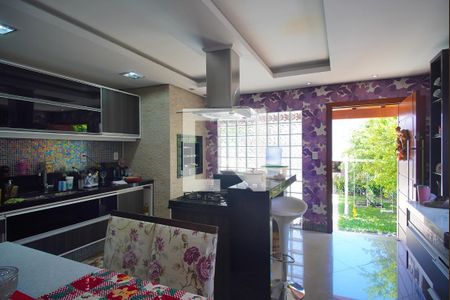 Casa à venda com 408m², 4 quartos e 3 vagasCozinha