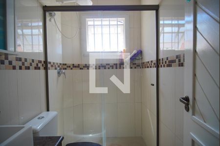 Casa à venda com 408m², 4 quartos e 3 vagasBanheiro da Suíte 1