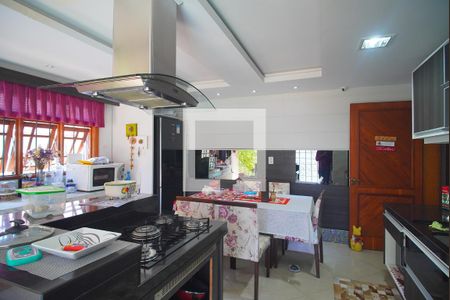 Casa à venda com 408m², 4 quartos e 3 vagasCozinha