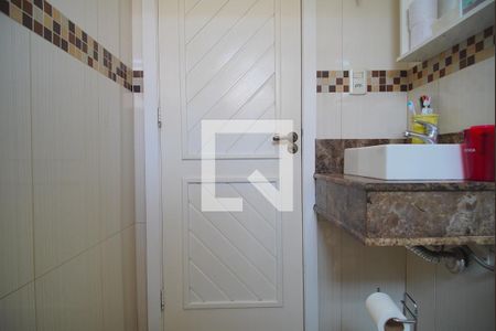 Casa à venda com 408m², 4 quartos e 3 vagasBanheiro da Suíte 1