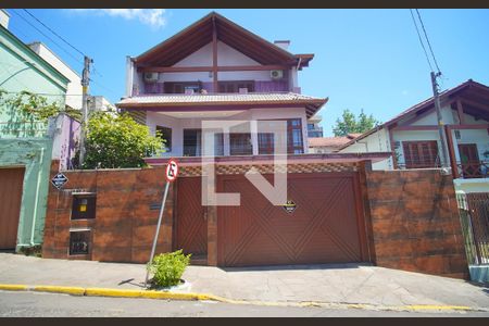 Casa à venda com 408m², 4 quartos e 3 vagasFachada