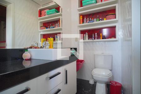 Casa à venda com 408m², 4 quartos e 3 vagasBanheiro da Suíte 2