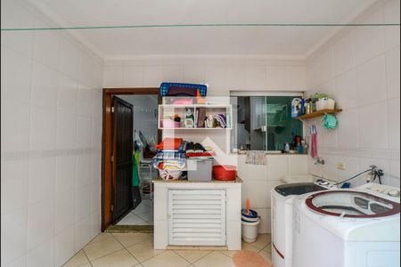 Casa à venda com 133m², 3 quartos e 2 vagasÁrea de Serviço