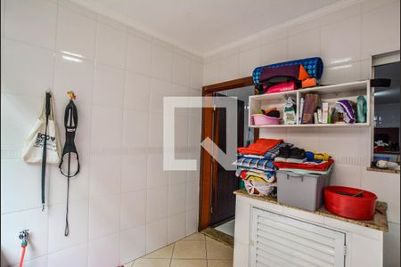 Casa à venda com 133m², 3 quartos e 2 vagasÁrea de Serviço