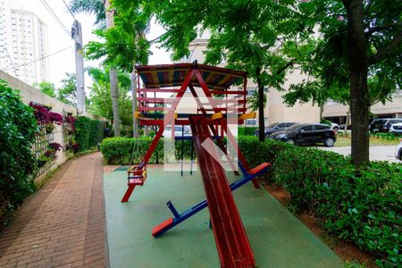 Apartamento à venda com 48m², 2 quartos e 1 vaga Apartamento à venda com 48m², 2 quartos e 1 vagaÁrea comum - Playground