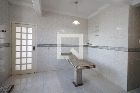 Apartamento à venda com 170m², 4 quartos e sem vagaCozinha