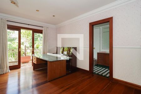 Casa à venda com 1200m², 4 quartos e 5 vagasSuíte 2