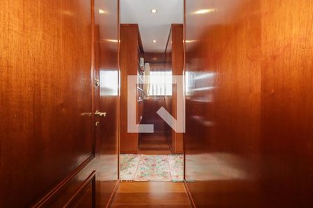 Casa à venda com 1200m², 4 quartos e 5 vagasCloset da Suíte 3