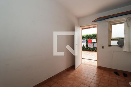 Casa à venda com 1200m², 4 quartos e 5 vagasQuarto de Serviço