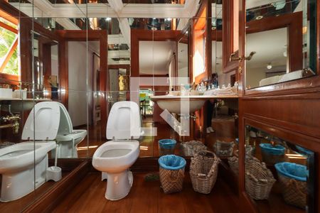 Casa à venda com 1200m², 4 quartos e 5 vagasLavabo da Sala Intima