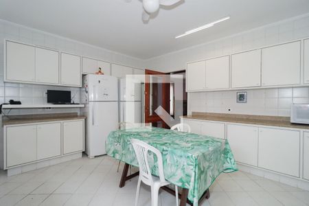 Casa à venda com 1200m², 4 quartos e 5 vagasCozinha
