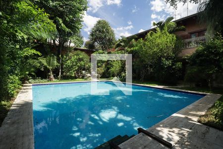 Casa à venda com 1200m², 4 quartos e 5 vagasÁrea externa