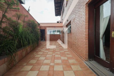 Casa à venda com 1200m², 4 quartos e 5 vagasÁrea externa