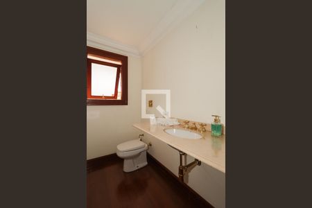 Casa à venda com 1200m², 4 quartos e 5 vagasLavabo