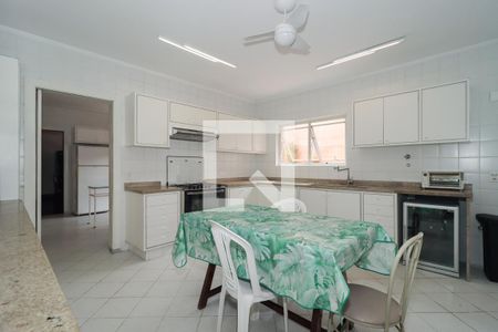 Casa à venda com 1200m², 4 quartos e 5 vagasCozinha