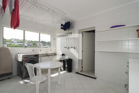 Casa à venda com 1200m², 4 quartos e 5 vagasÁrea de Serviço