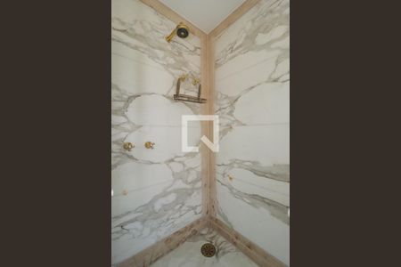 Casa à venda com 1200m², 4 quartos e 5 vagasBanheiro da Suíte 3