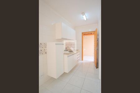 Casa de condomínio à venda com 107m², 3 quartos e 2 vagasCozinha