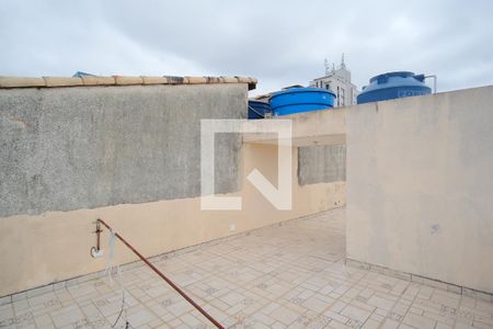 Casa de condomínio à venda com 107m², 3 quartos e 2 vagasTerraço