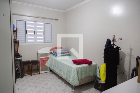 Casa à venda com 230m², 4 quartos e 2 vagas Casa à venda com 230m², 4 quartos e 2 vagasQuarto 4