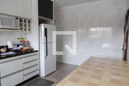 Casa à venda com 230m², 4 quartos e 2 vagas Casa à venda com 230m², 4 quartos e 2 vagasCozinha