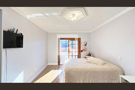 Casa à venda com 294m², 3 quartos e 4 vagas