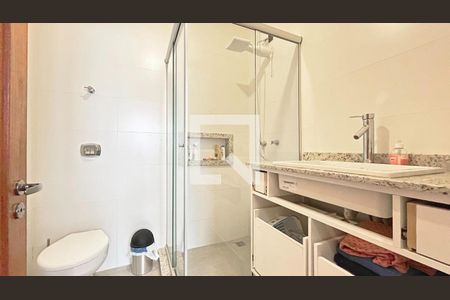 Casa à venda com 294m², 3 quartos e 4 vagas