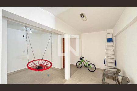 Casa à venda com 294m², 3 quartos e 4 vagas