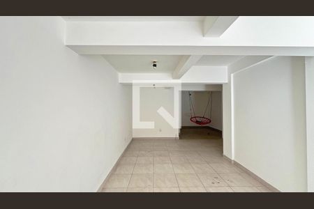 Casa à venda com 294m², 3 quartos e 4 vagas