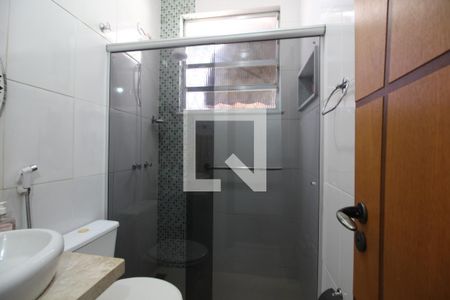 Casa à venda com 224m², 4 quartos e 3 vagasBanheiro Social