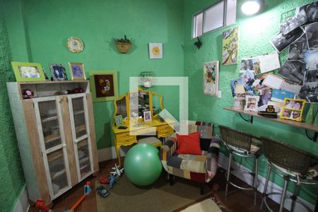 Sala de casa à venda com 4 quartos, 224m² em Taquara, Rio de Janeiro