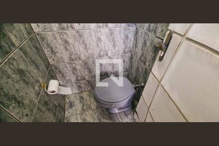 Casa à venda com 330m², 4 quartos e 6 vagasBanheiro do Espaço Gourmet