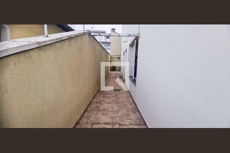 Casa à venda com 330m², 4 quartos e 6 vagasCorredor