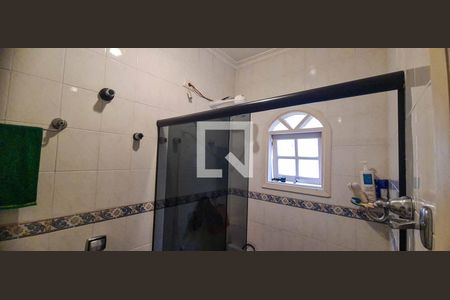 Casa à venda com 330m², 4 quartos e 6 vagasBanheiro da Área de Serviço