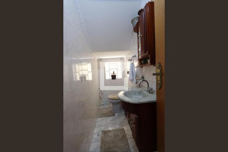 Casa à venda com 200m², 3 quartos e 2 vagasLavabo