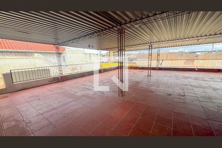 Casa à venda com 160m², 4 quartos e 1 vaga Casa à venda com 160m², 4 quartos e 1 vagaÁrea comum