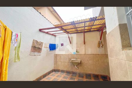 Casa à venda com 160m², 4 quartos e 1 vaga Casa à venda com 160m², 4 quartos e 1 vagaÁrea de Serviço