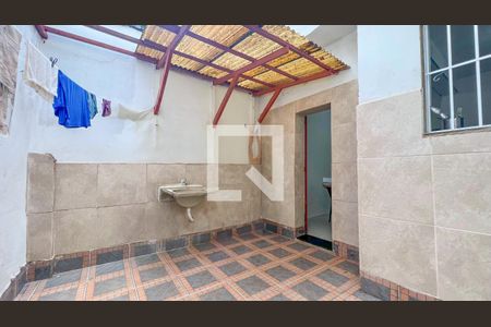 Casa à venda com 160m², 4 quartos e 1 vaga Casa à venda com 160m², 4 quartos e 1 vagaÁrea de Serviço