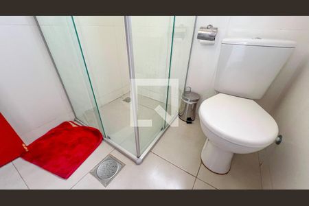 Casa à venda com 160m², 4 quartos e 1 vaga Casa à venda com 160m², 4 quartos e 1 vagaBanheiro