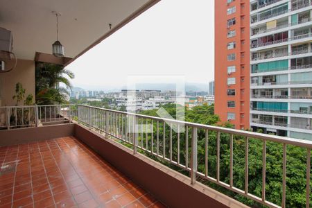 Apartamento à venda com 100m², 3 quartos e 1 vagaVaranda